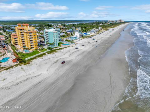 A home in New Smyrna Beach
