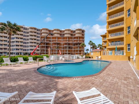 A home in New Smyrna Beach