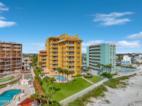 A home in New Smyrna Beach