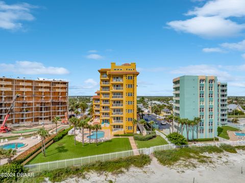 A home in New Smyrna Beach