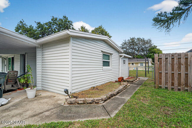 2335 Oriole Lane