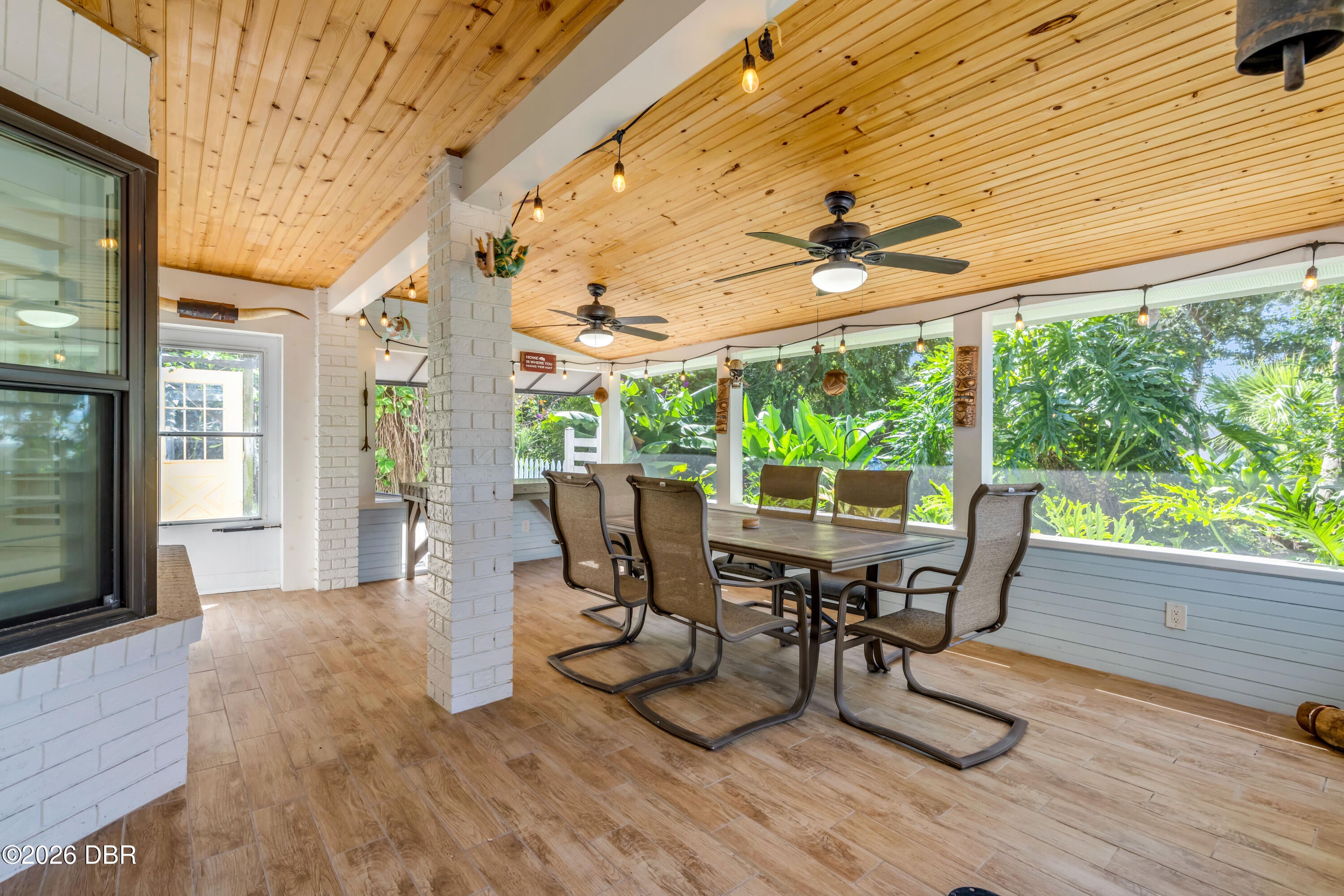 7 Oak Tree Drive
