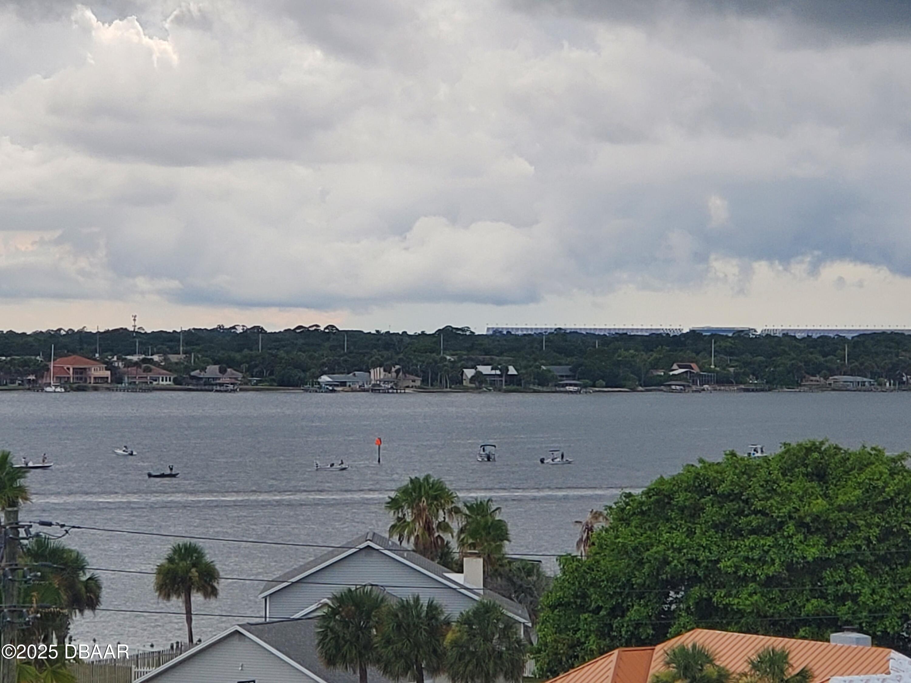 4 Oceans West Boulevard 701C
