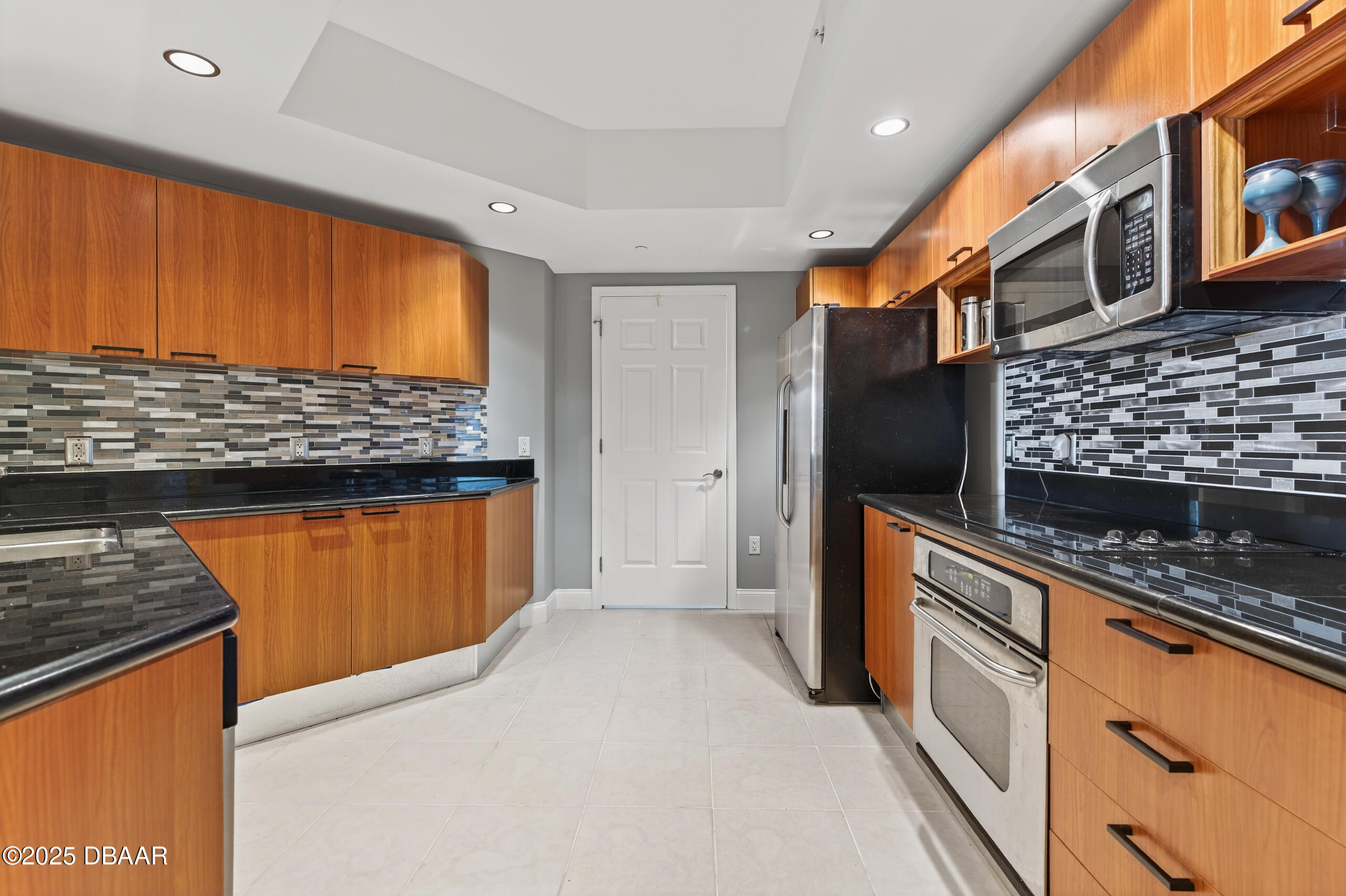231 Riverside Drive 307