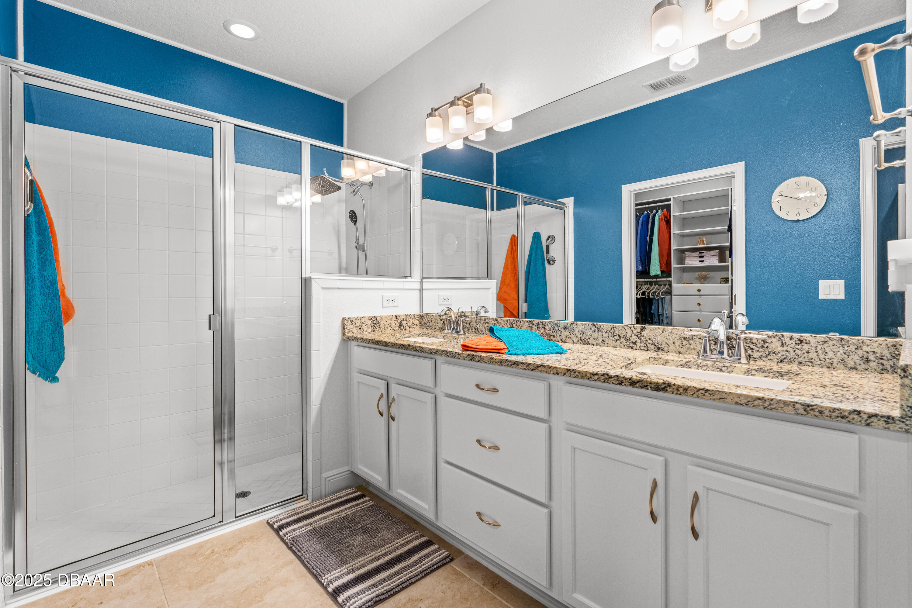 5635 Estero Loop