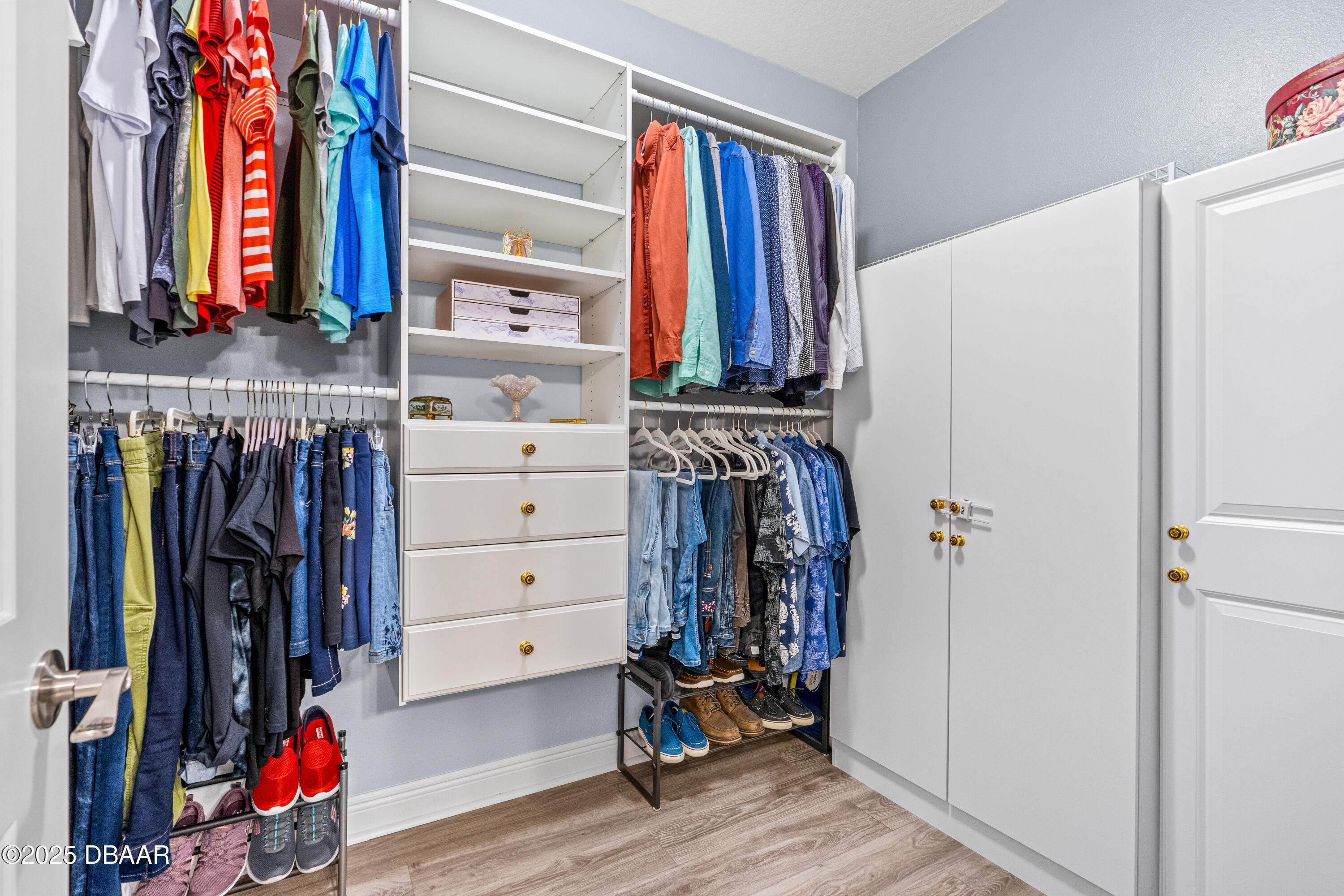 5635 Estero Loop
