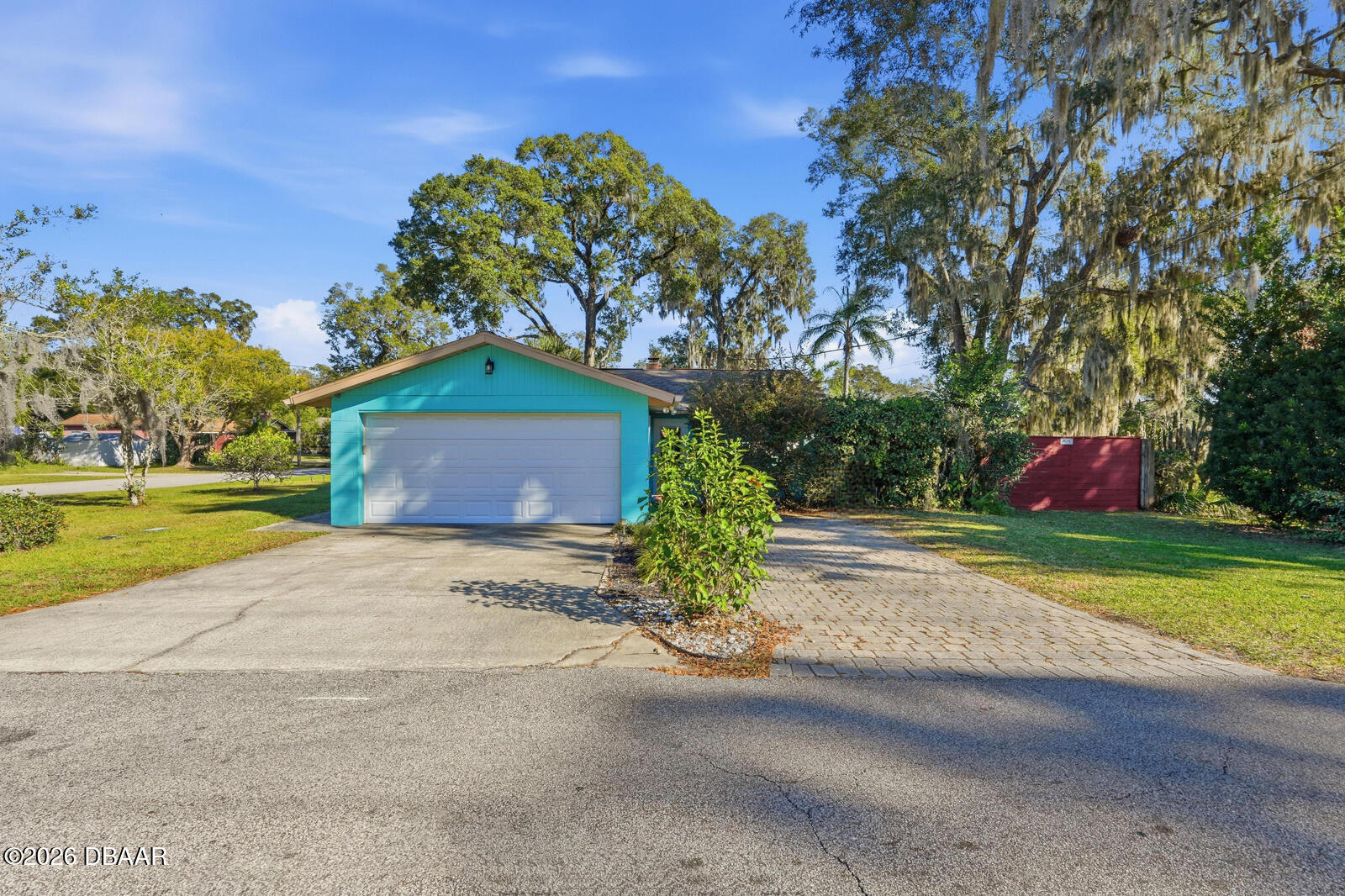 708 Montreville Avenue