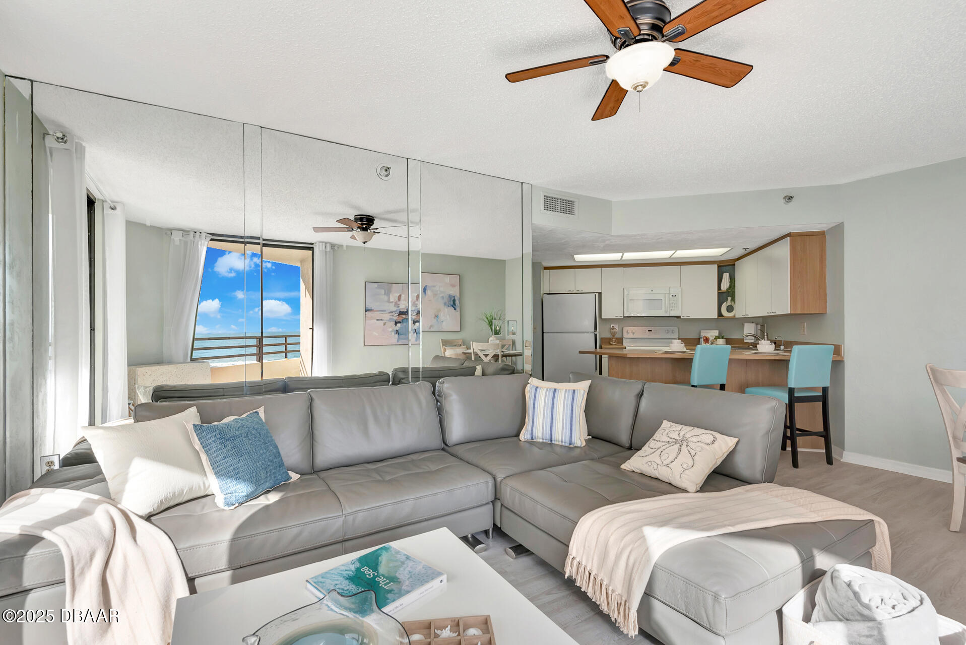 3013 S Atlantic Avenue