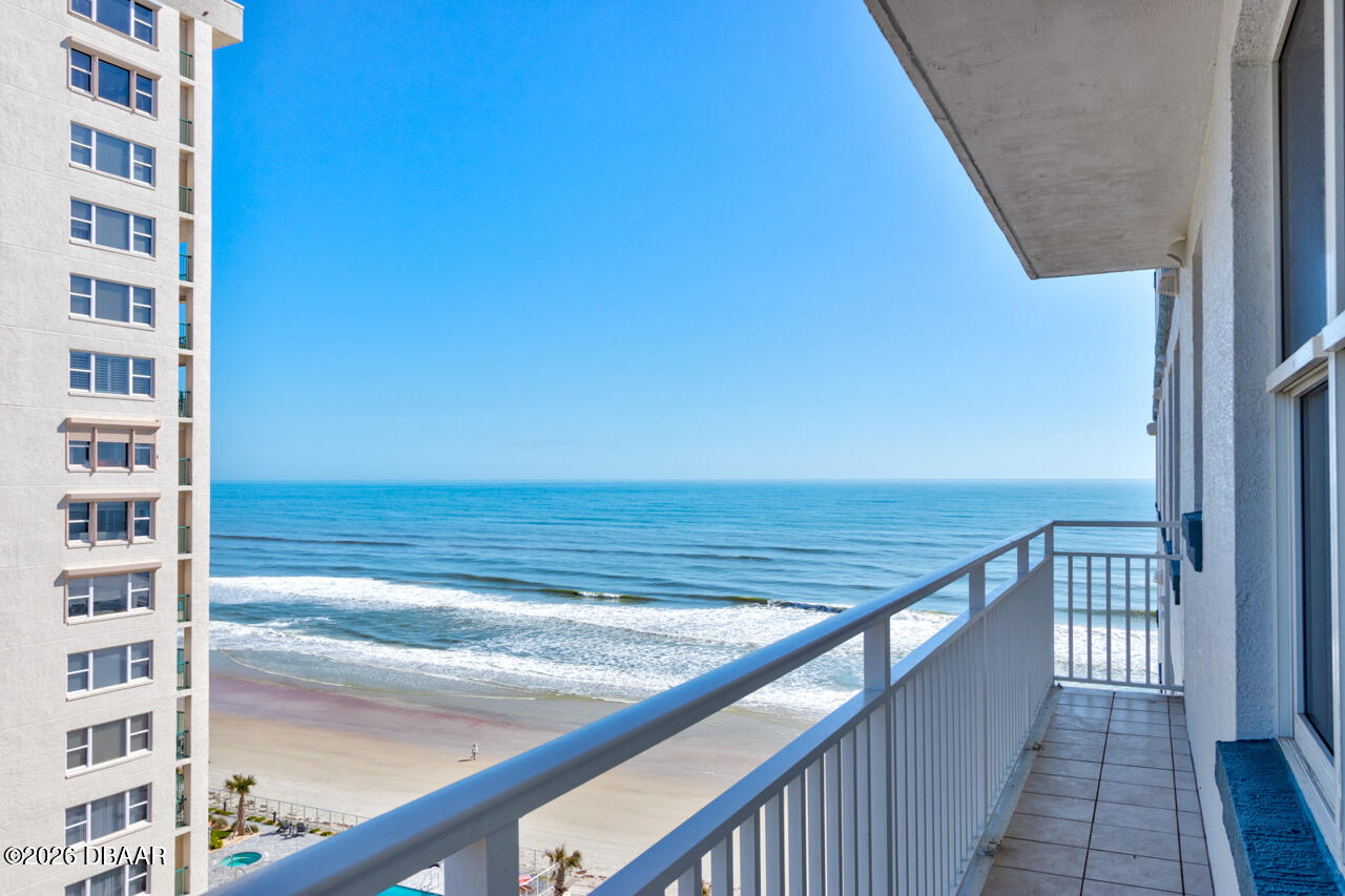 2071 S Atlantic Avenue