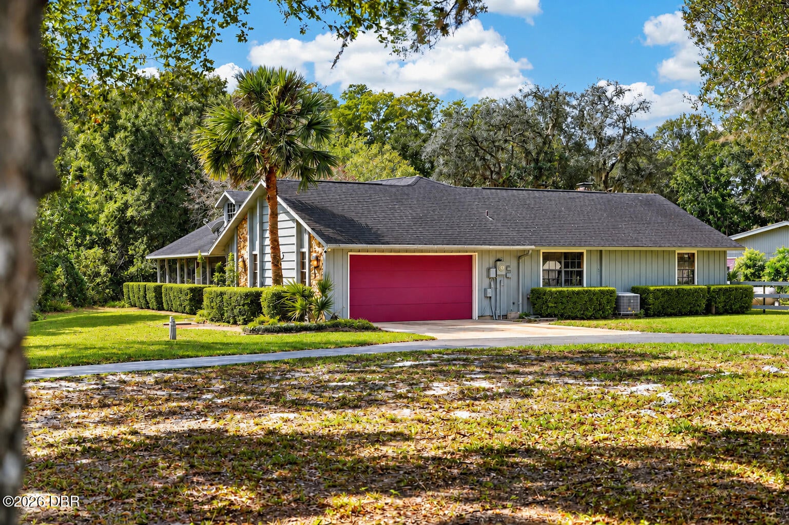 240 Country Circle Drive E
