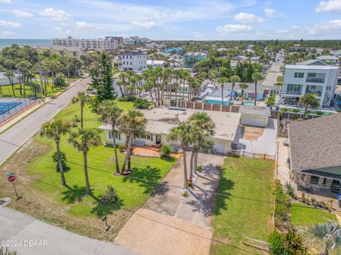 A home in New Smyrna Beach