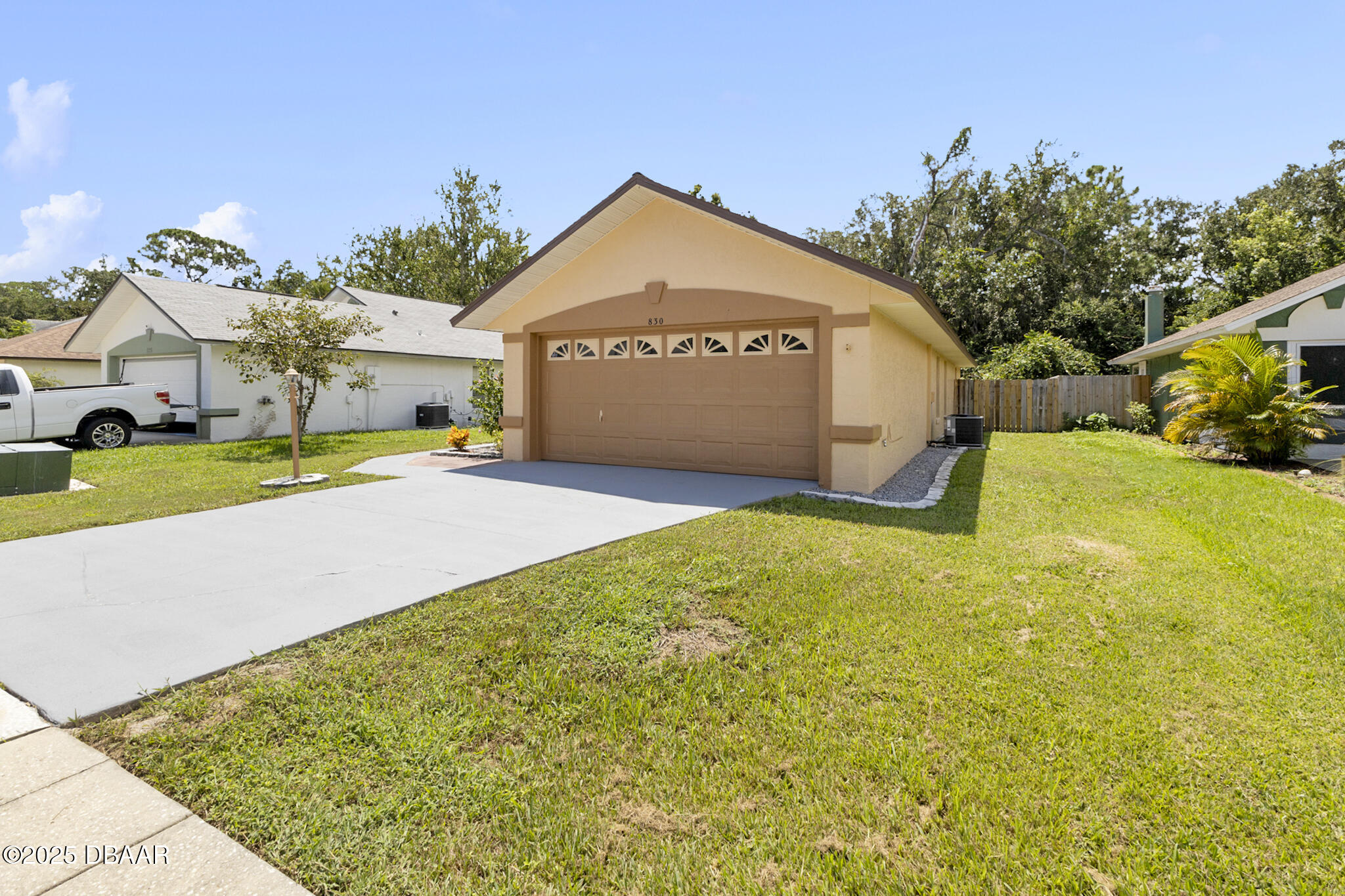 830 Lakeland Drive