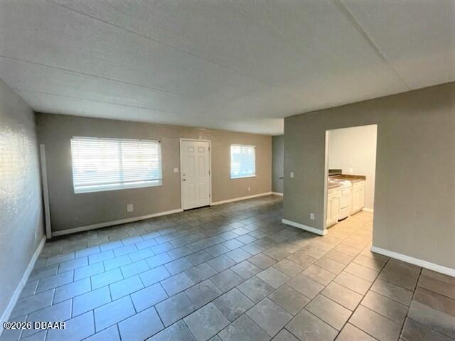 411 N Halifax Avenue