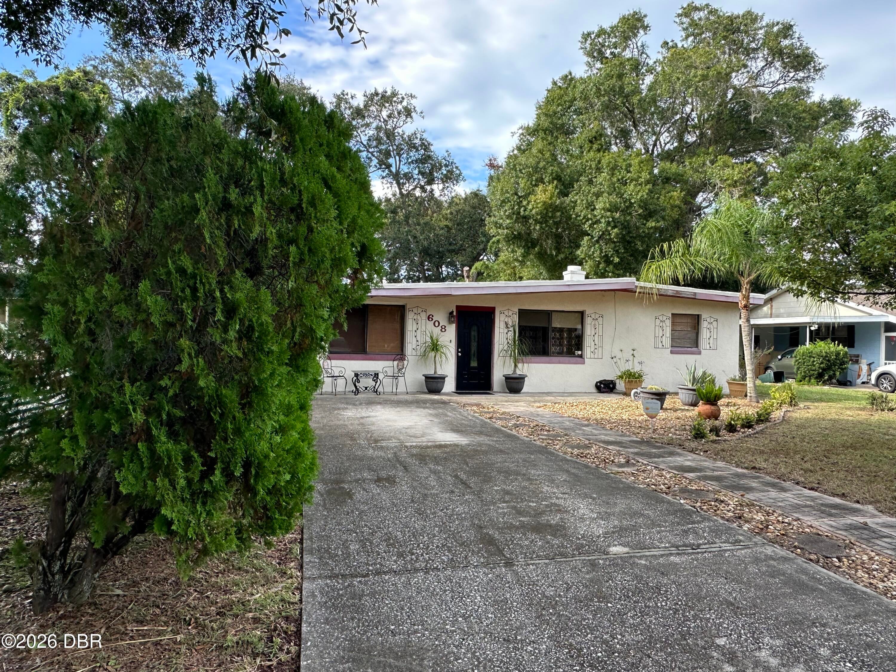 608 Dixie Lane