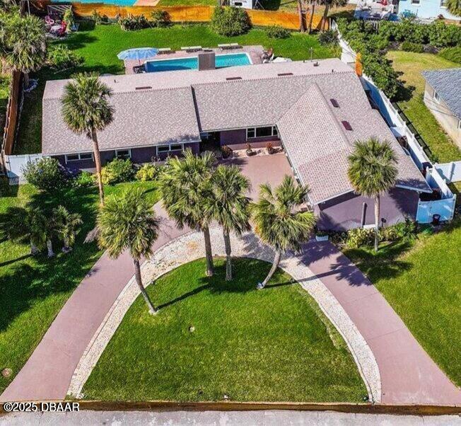 153 University Circle