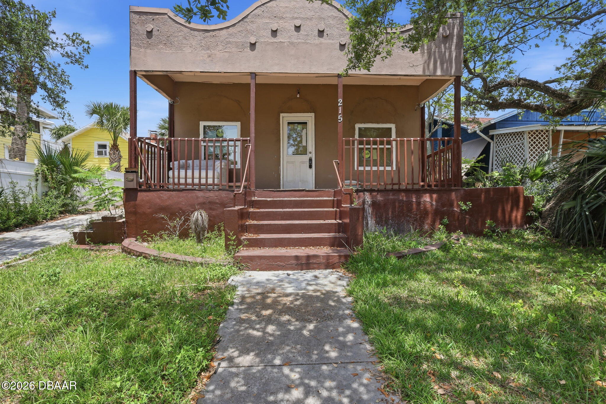 215 S Oleander Avenue