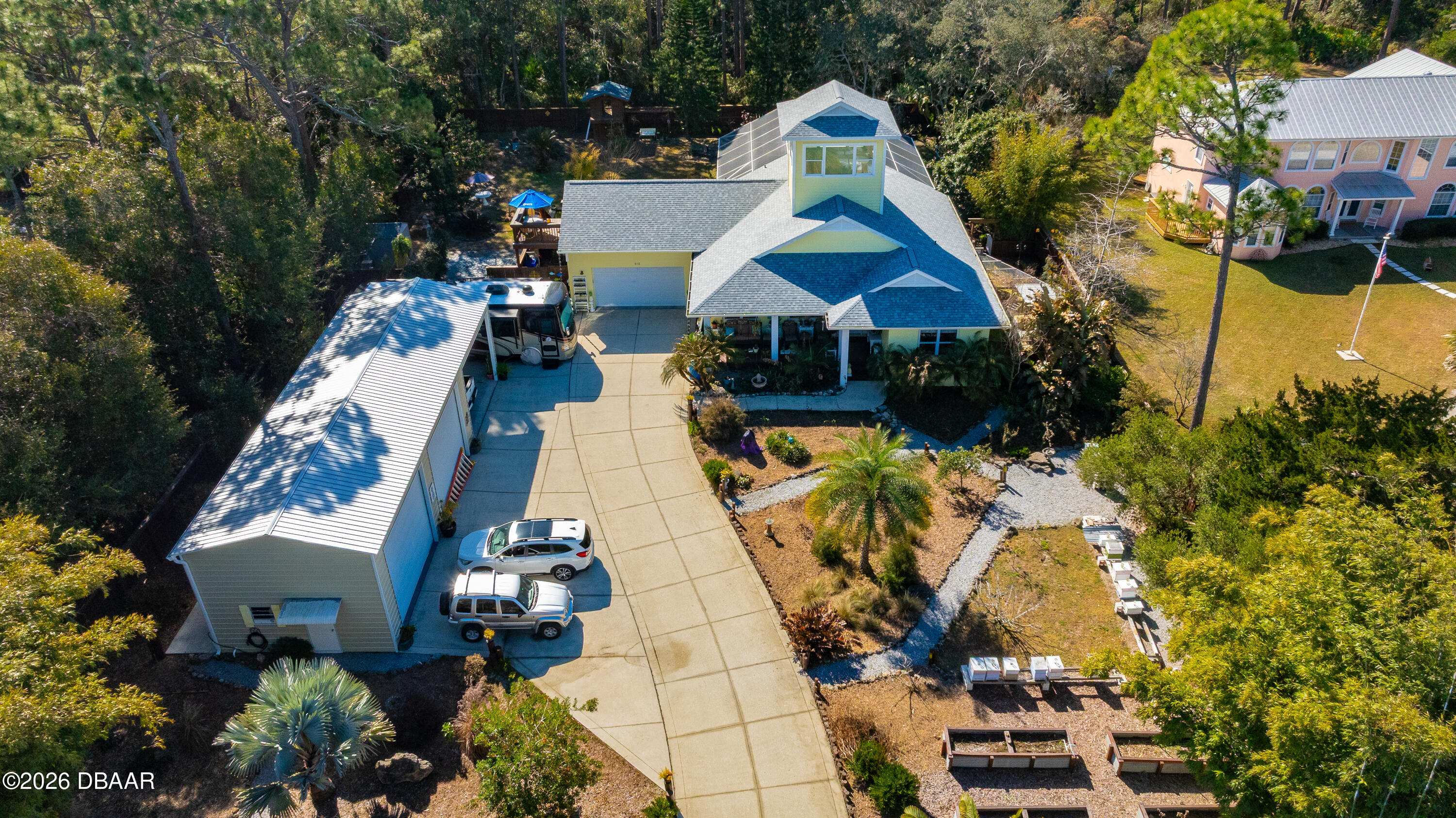 615 Art Center Avenue