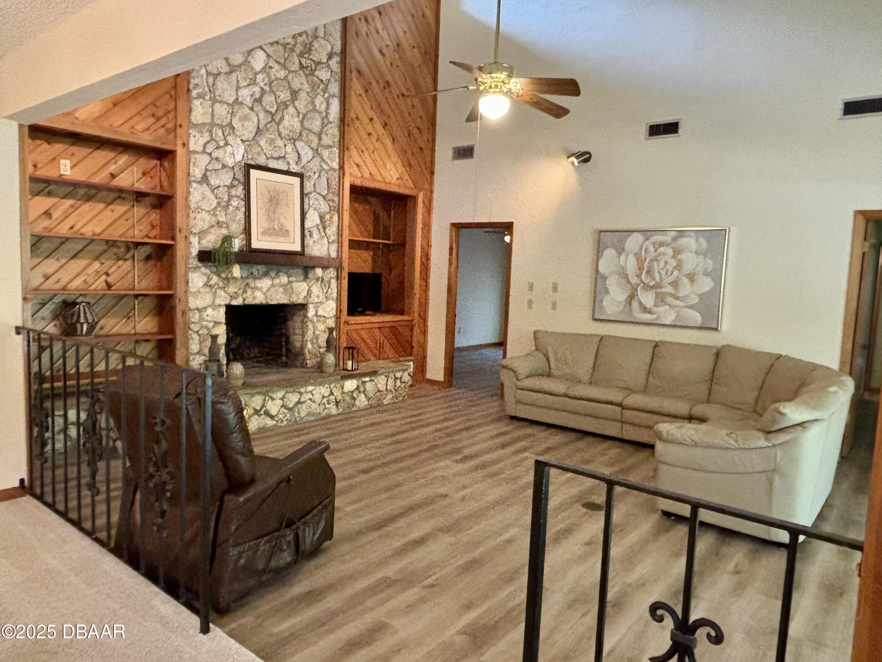 5943 Trailwood Drive