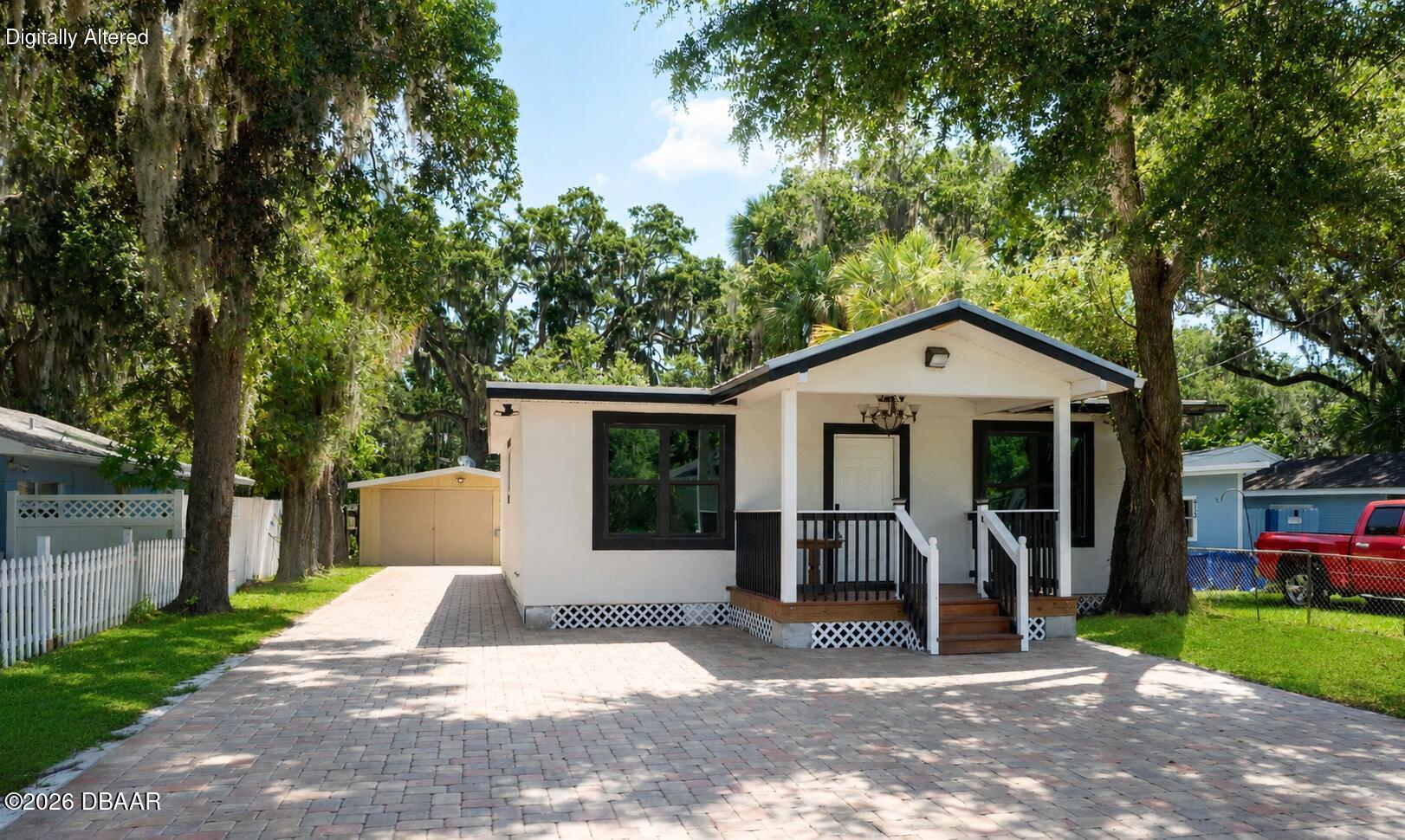 Photo 1 of 29 — 817 Magnolia Avenue, Holly Hill, FL 32117