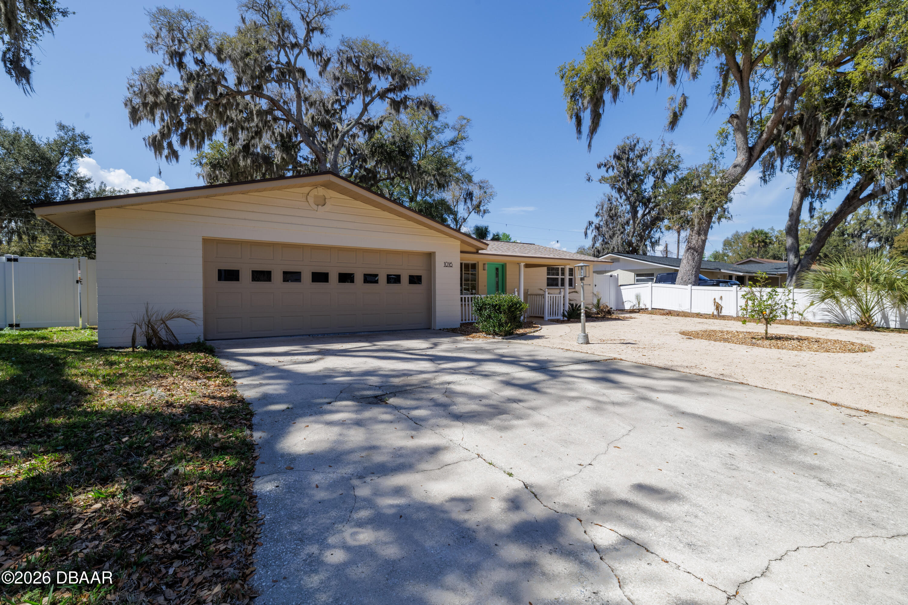 1016 Cherokee Ranch Road