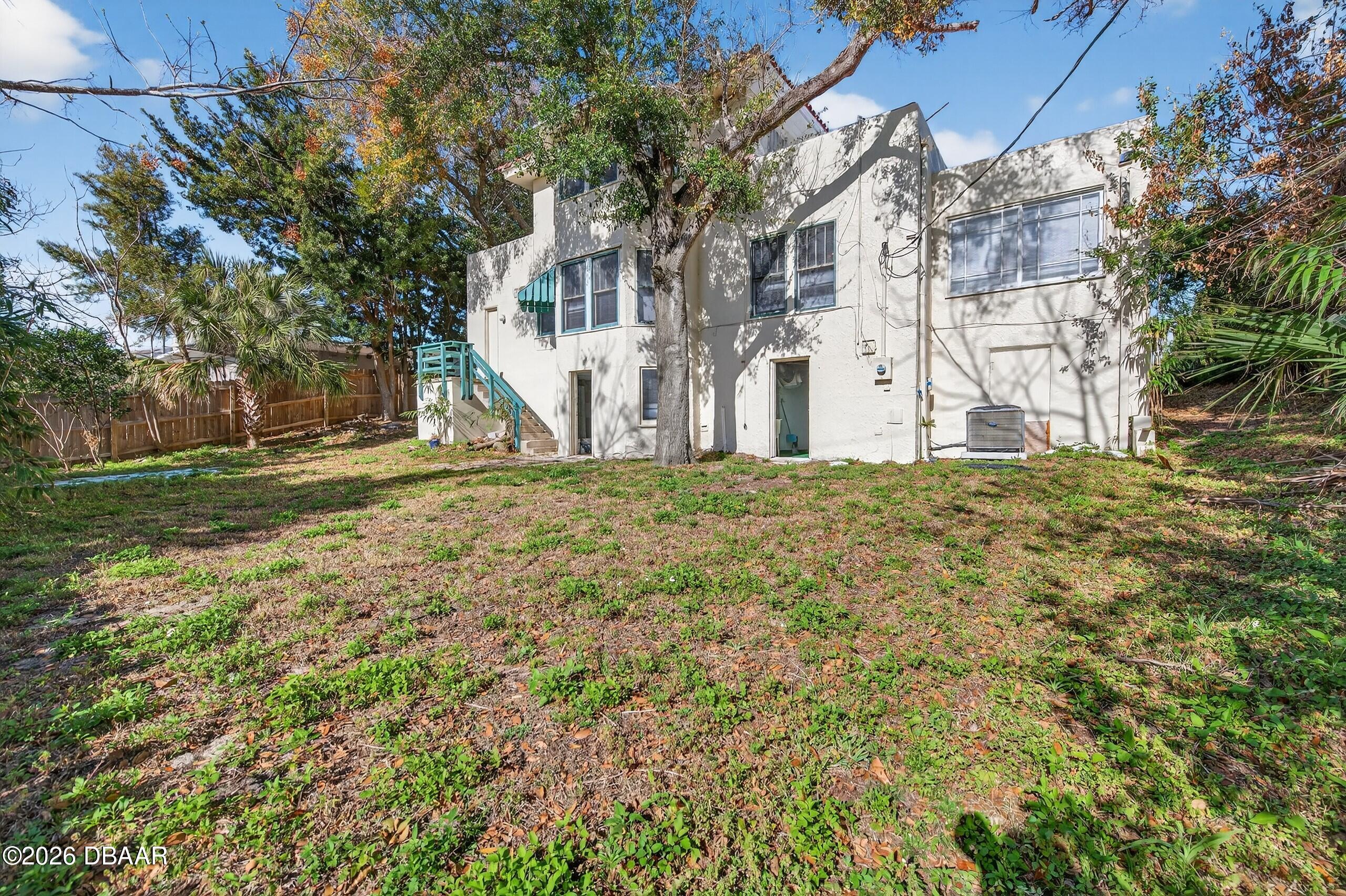 1616 Crescent Ridge Road