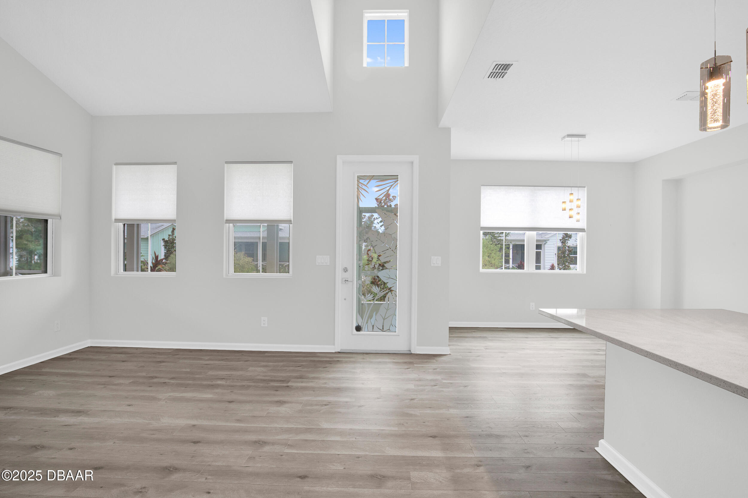 472 Landshark Boulevard