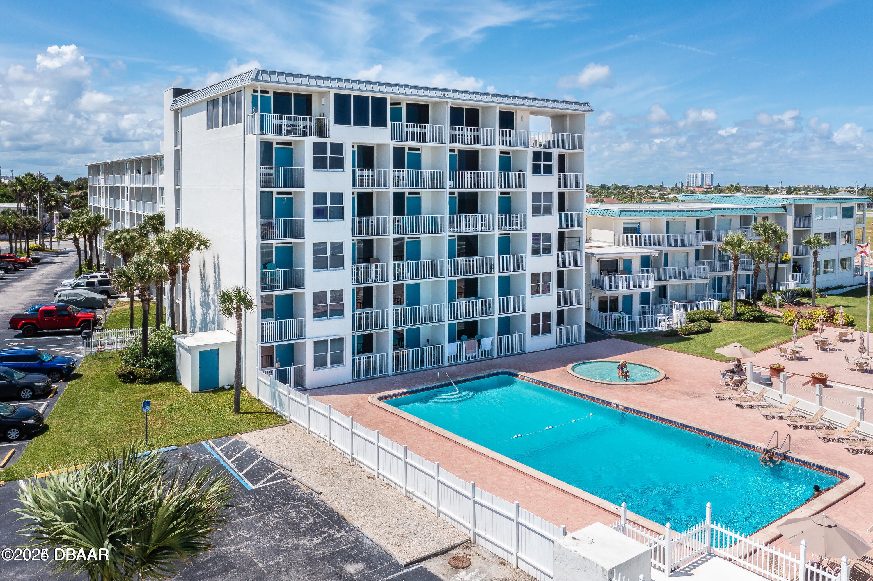 935 S Atlantic Avenue