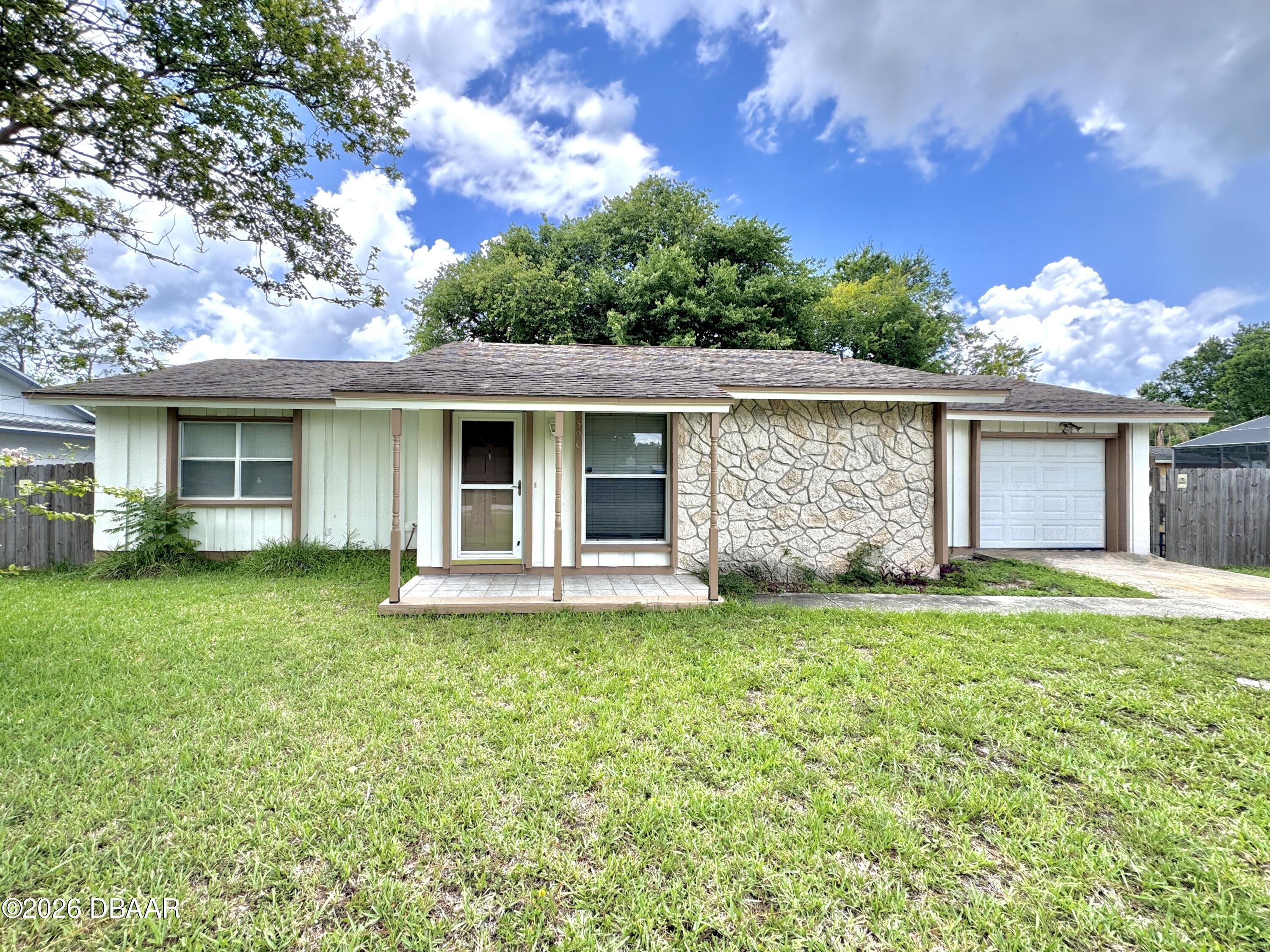 Photo 1 of 21 — 596 15th Street, Holly Hill, FL 32117