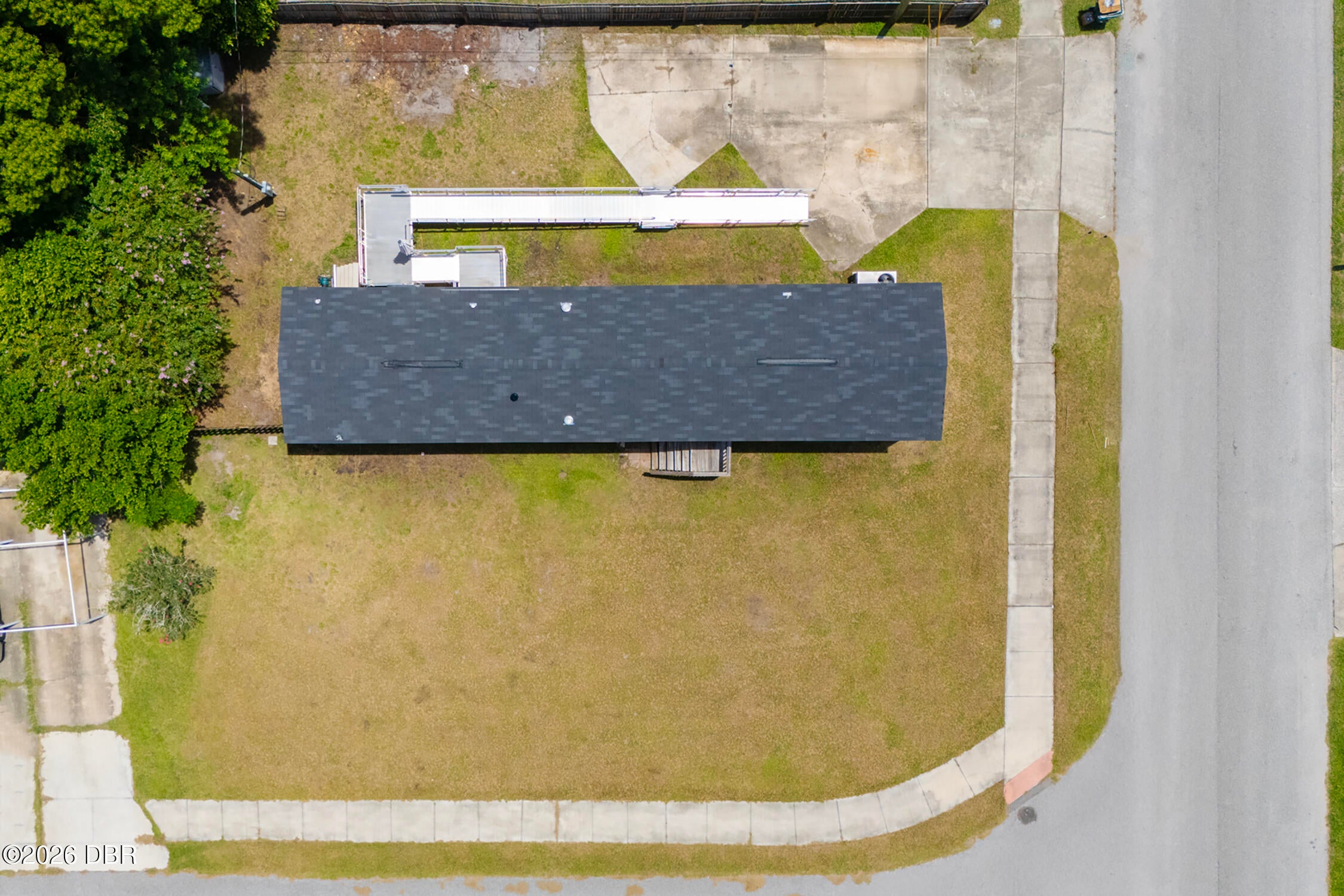 8207 Charlin Parkway