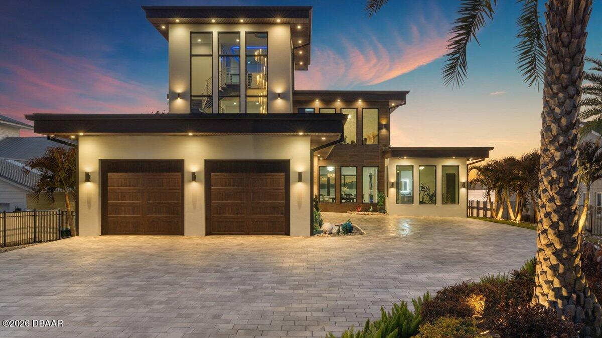 3036 S Peninsula Drive