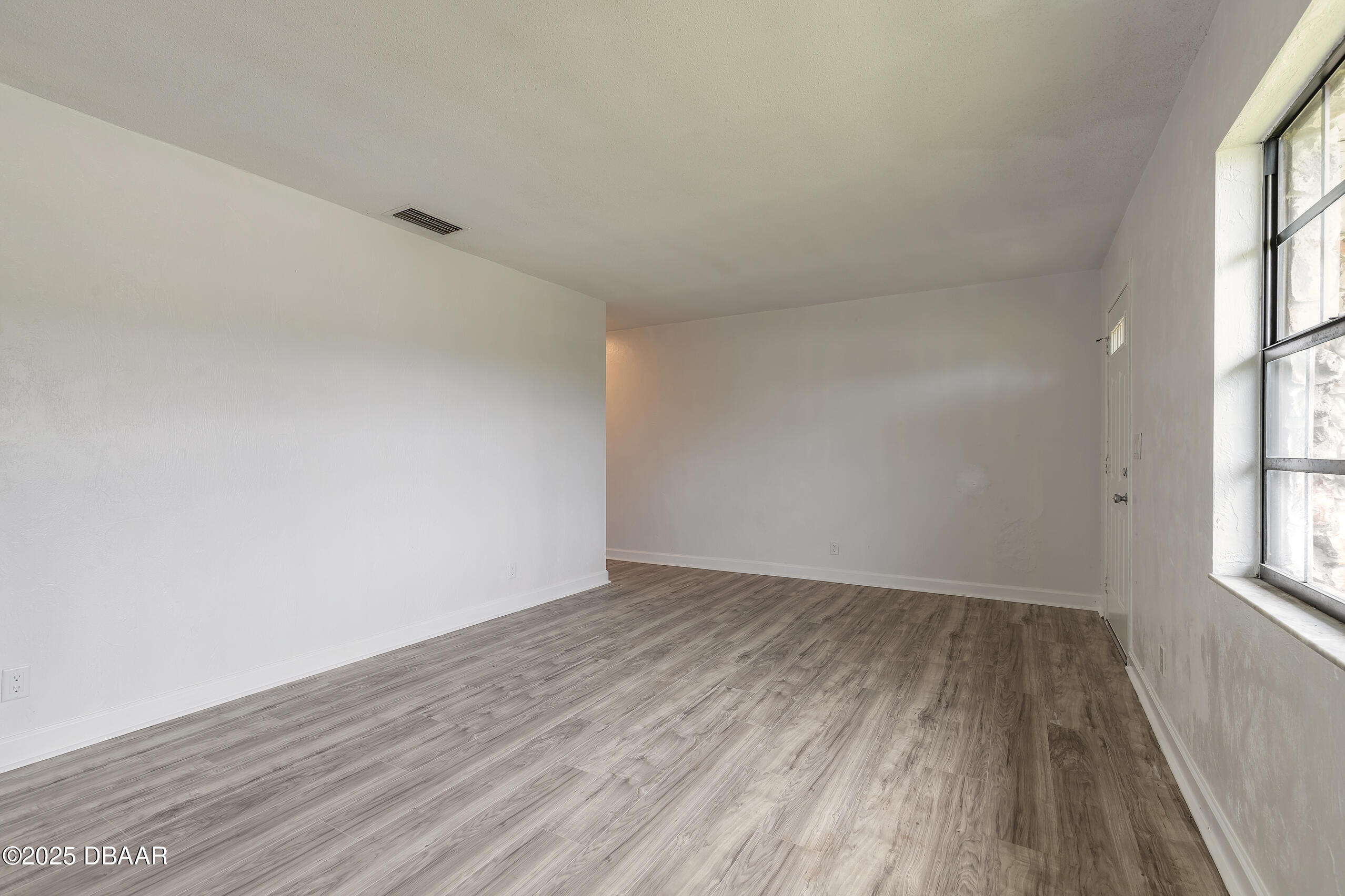 1316 Point Court