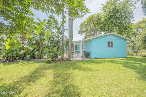 A home in South Daytona