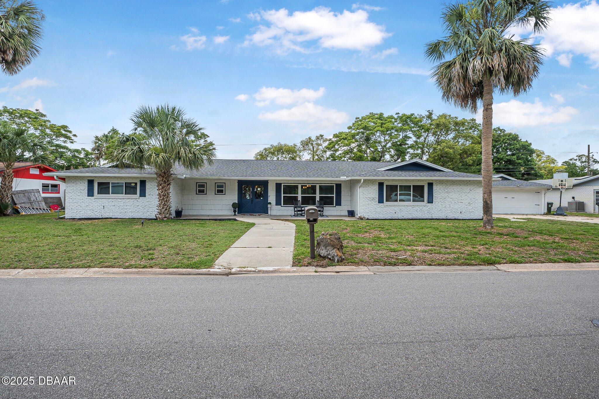 1420 Golfview Drive