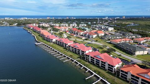 A home in New Smyrna Beach