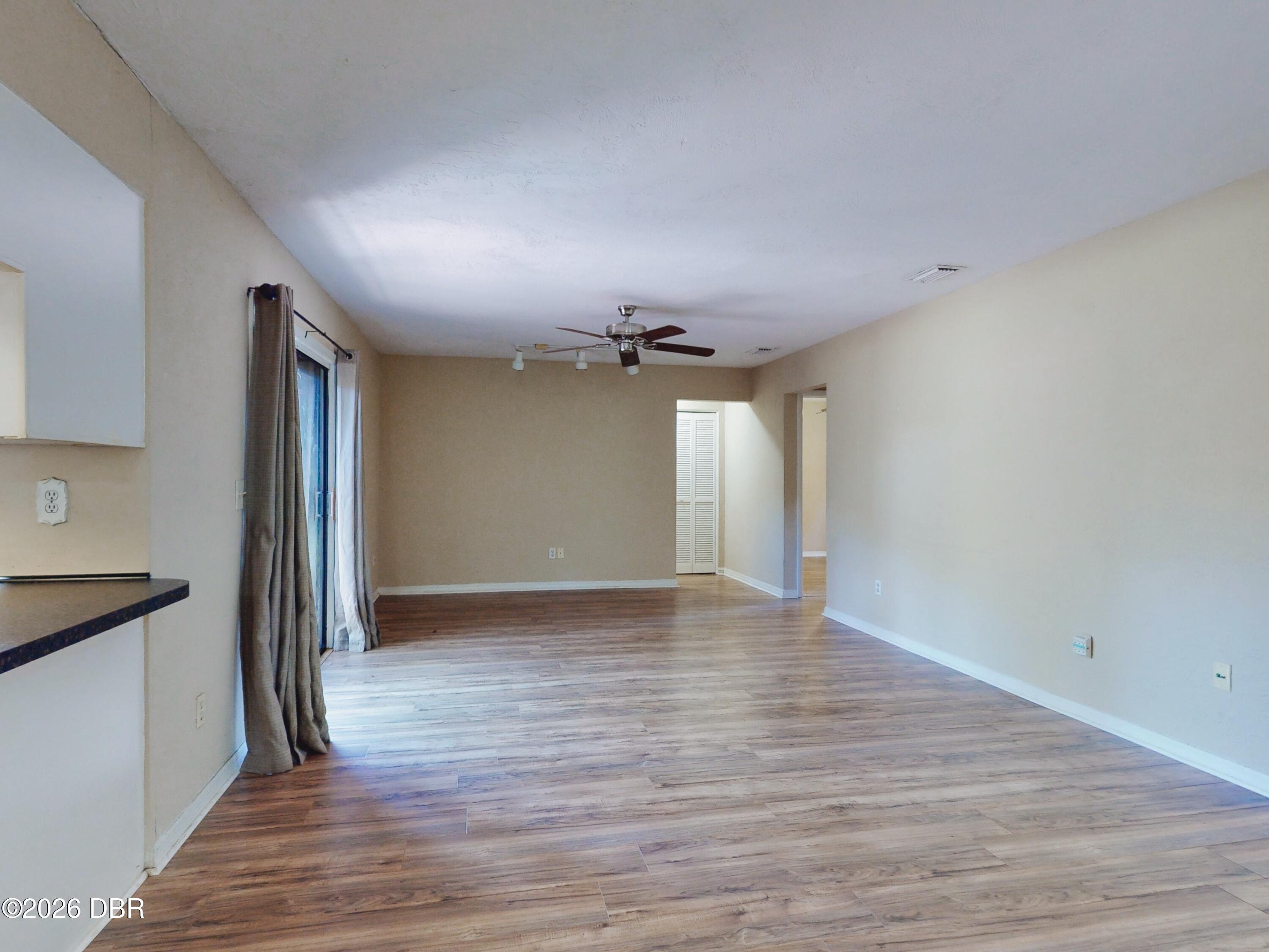 702 Ichabod Court
