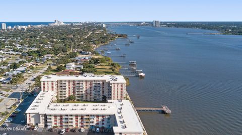 A home in Daytona Beach