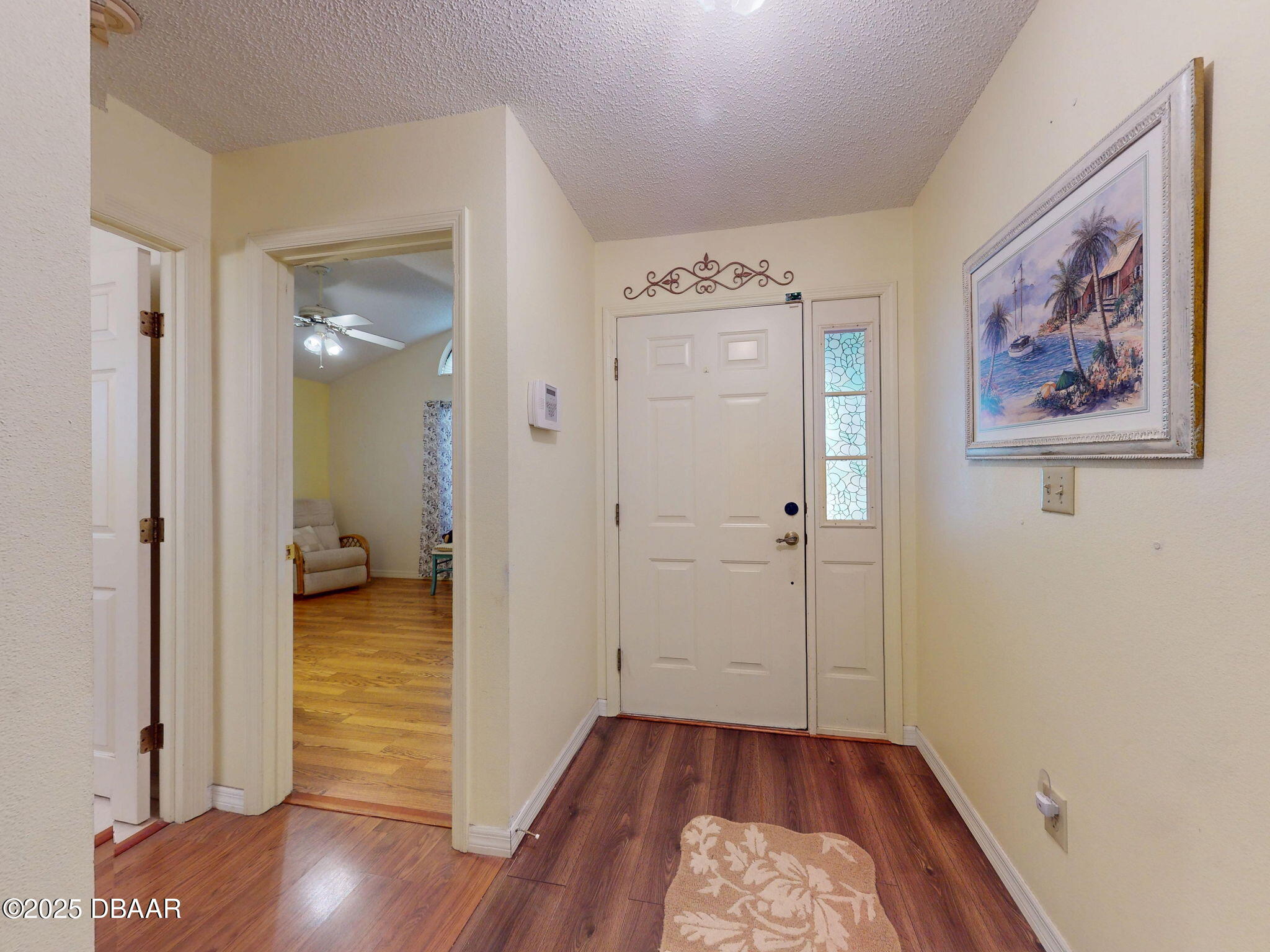 686 Middlebury Loop