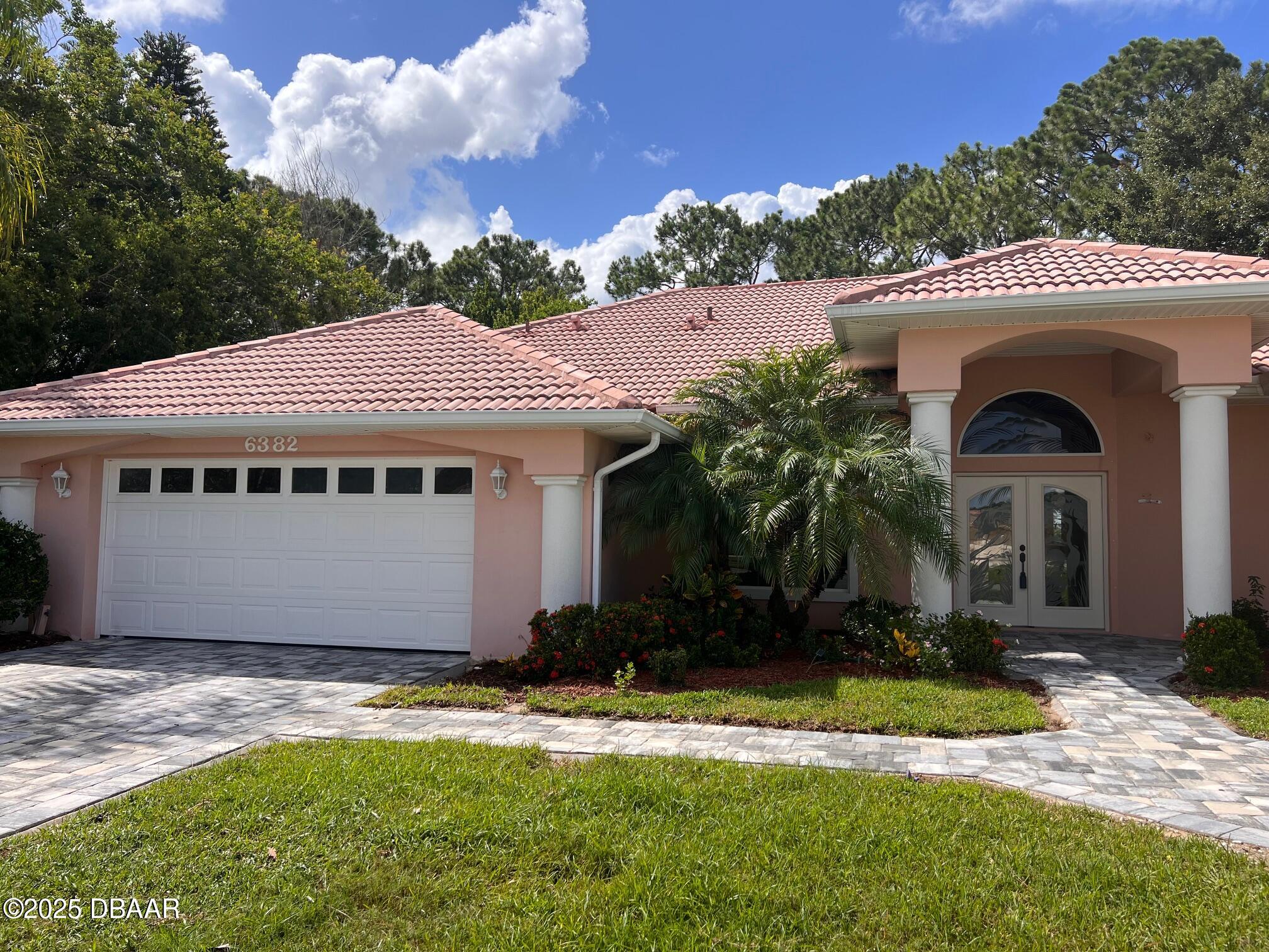 6382 Longlake Dr Drive