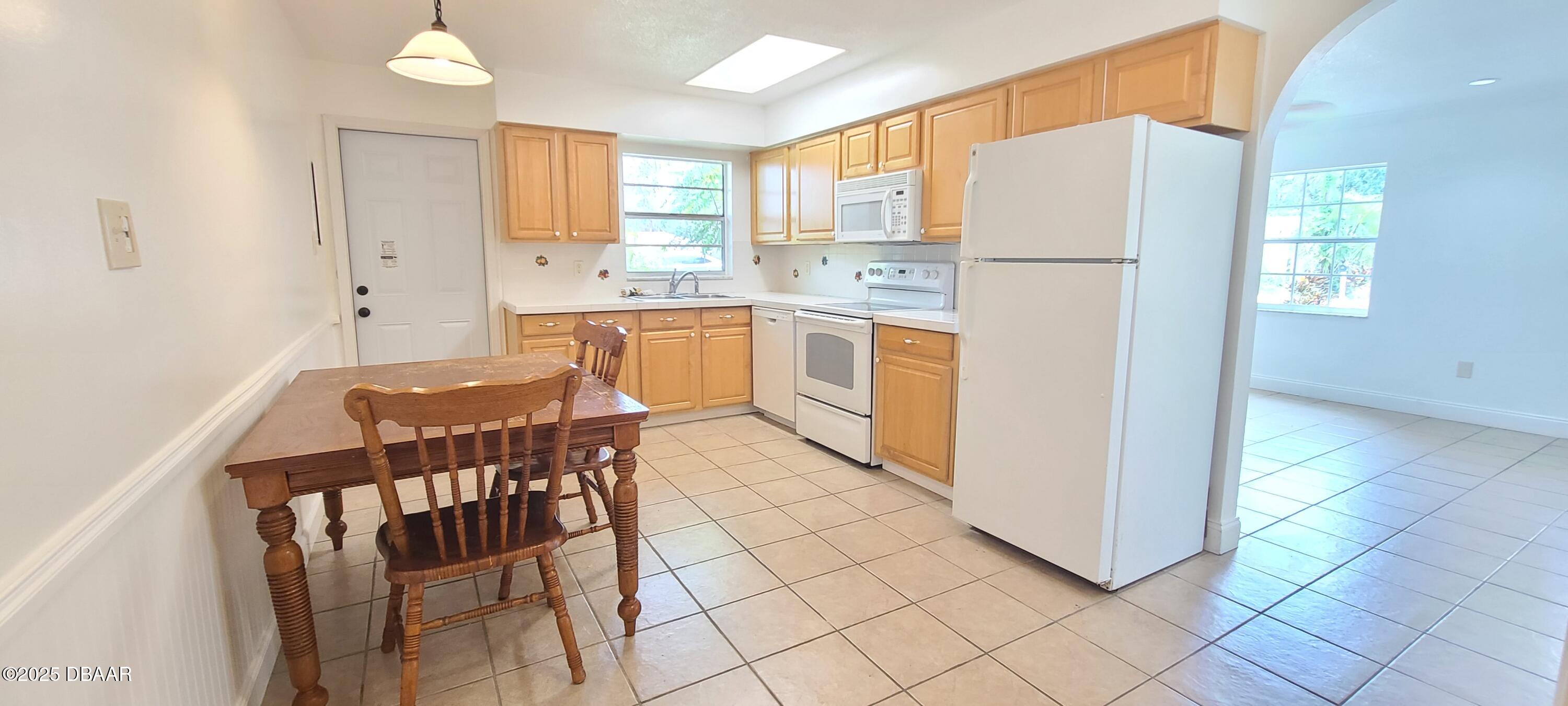5508 N Lancewood Circle