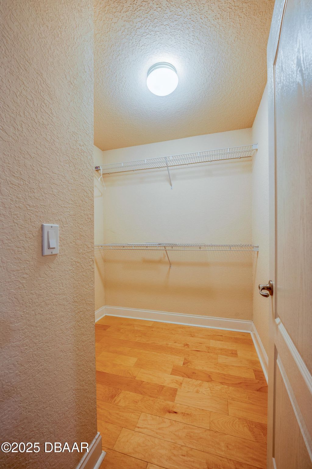 listing image 41