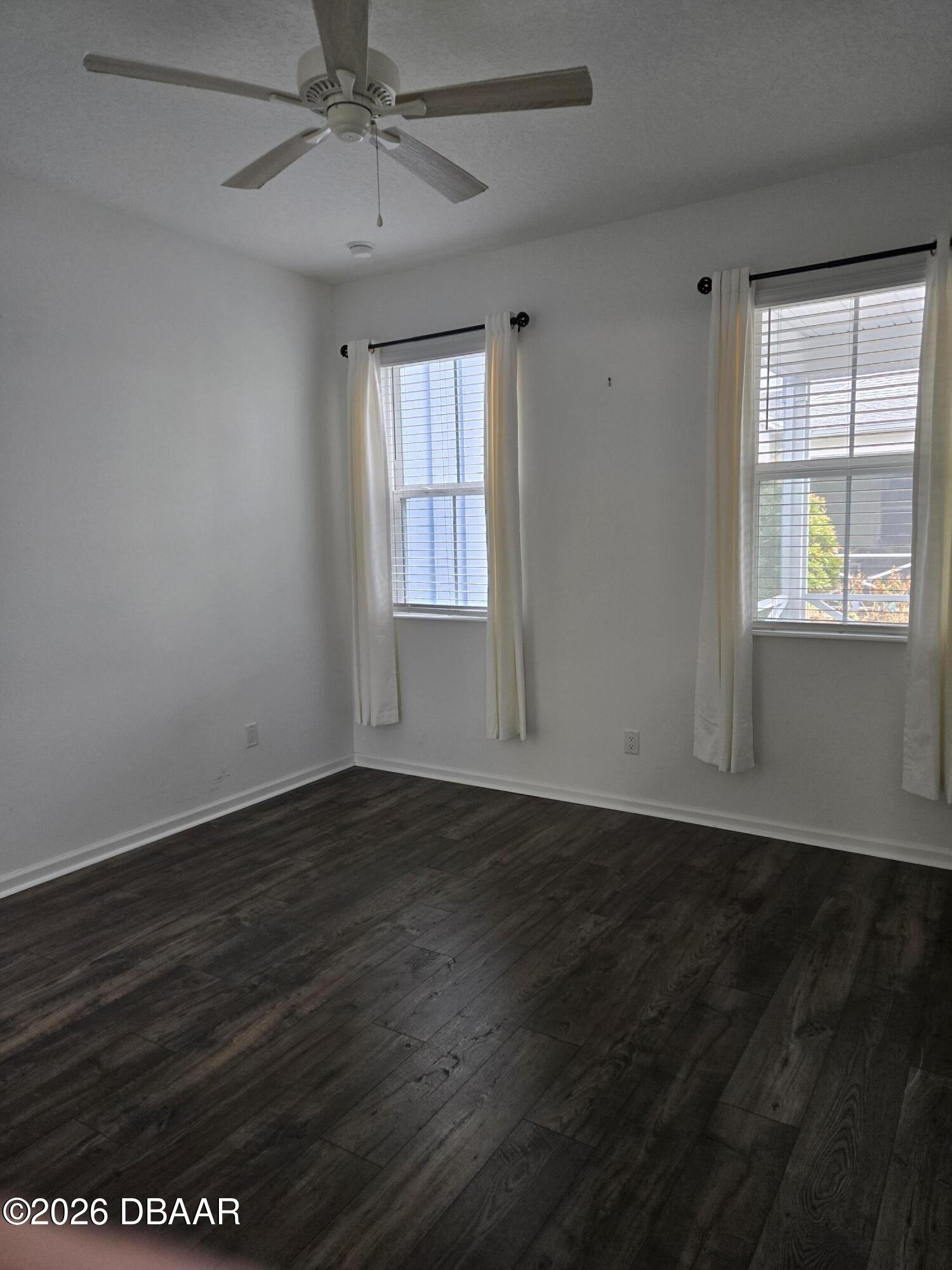 562 Landshark Boulevard