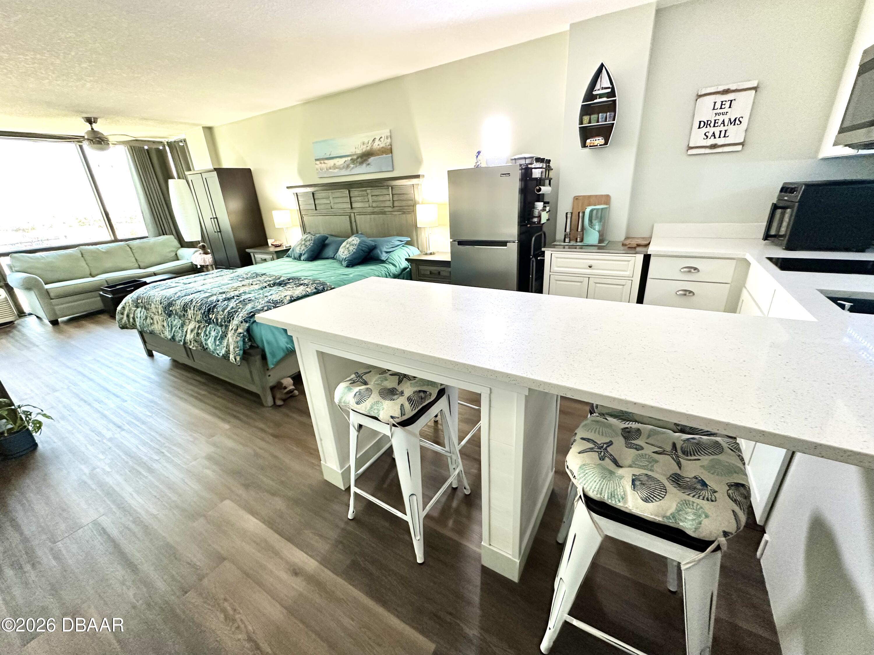 1909 S Atlantic Avenue