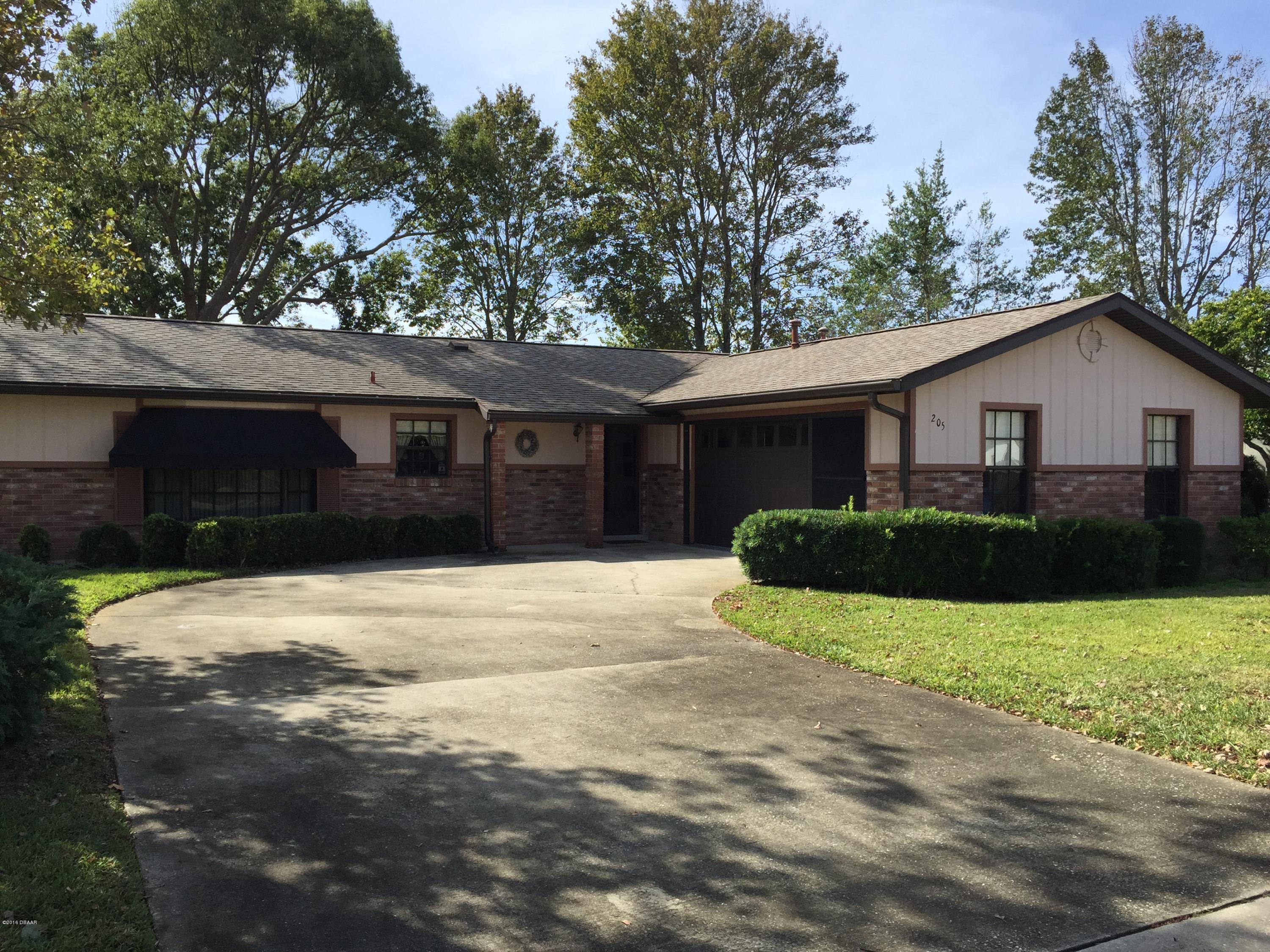 Photo 1 of 9 — 205 GETTYSBURG Lane, Daytona Beach, FL 32119