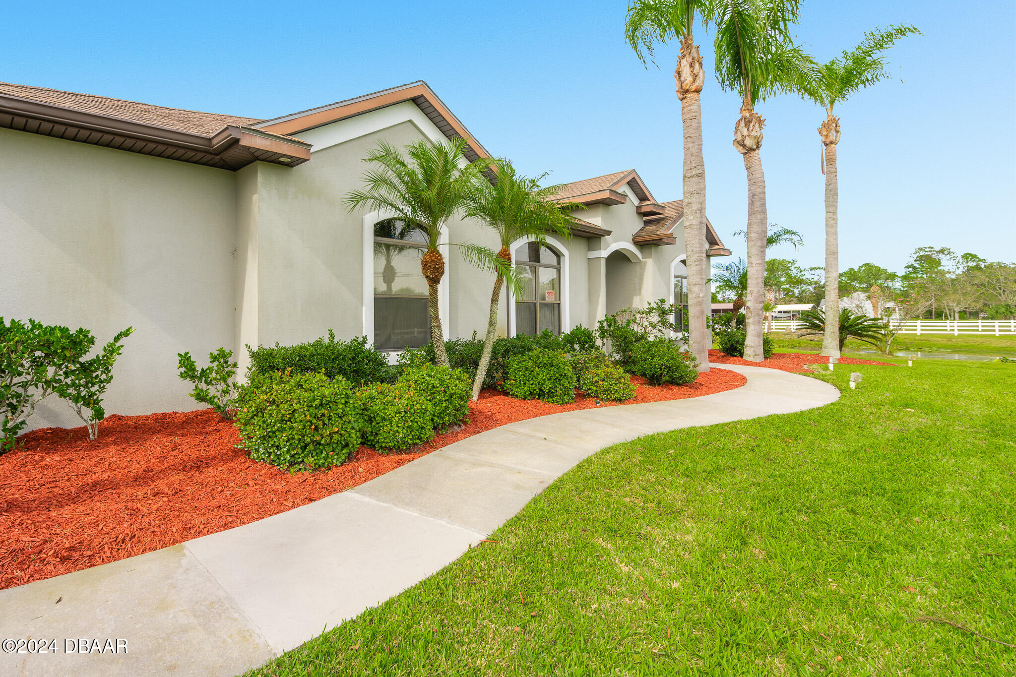 540 Leeway Trail