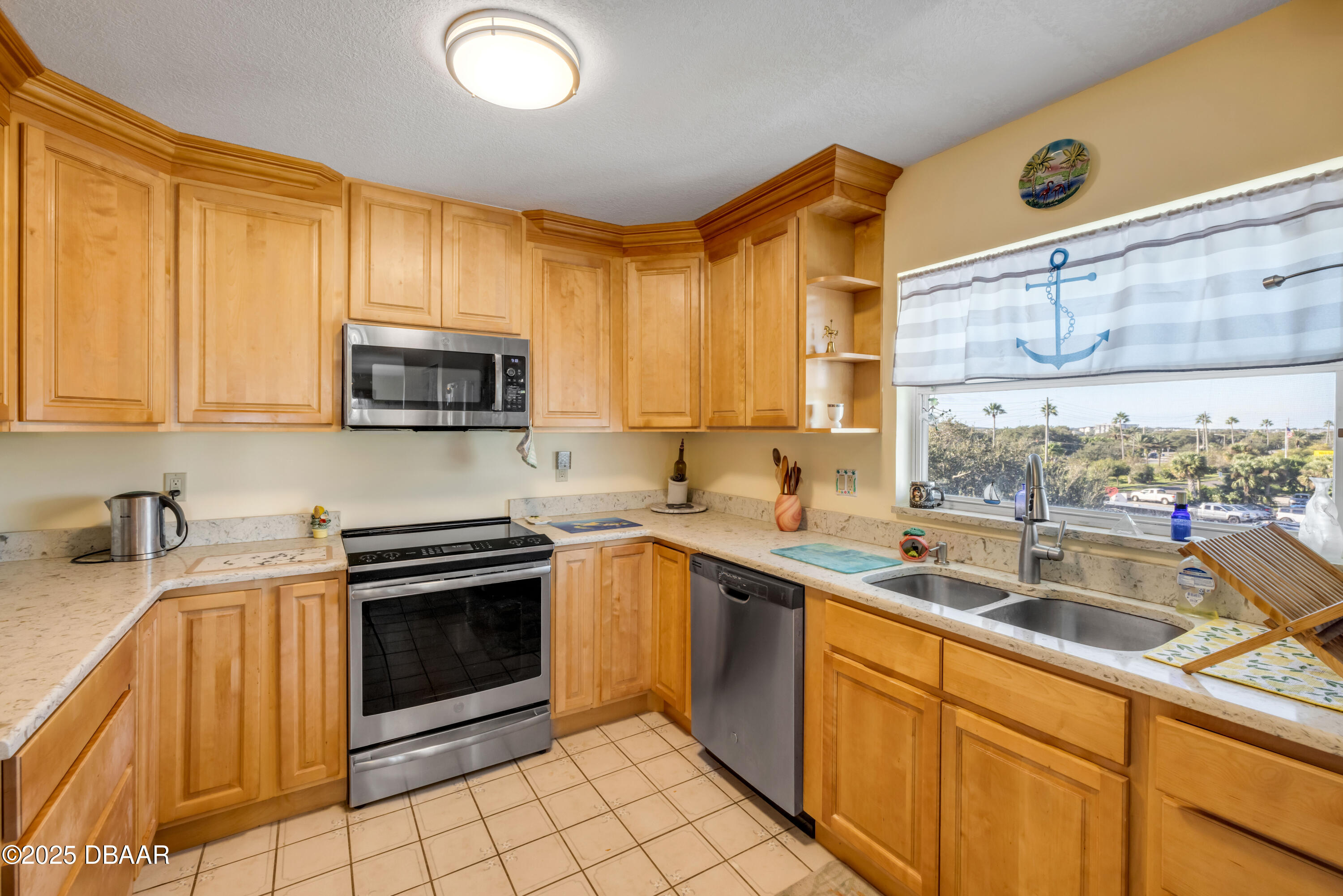 315 N Causeway C401