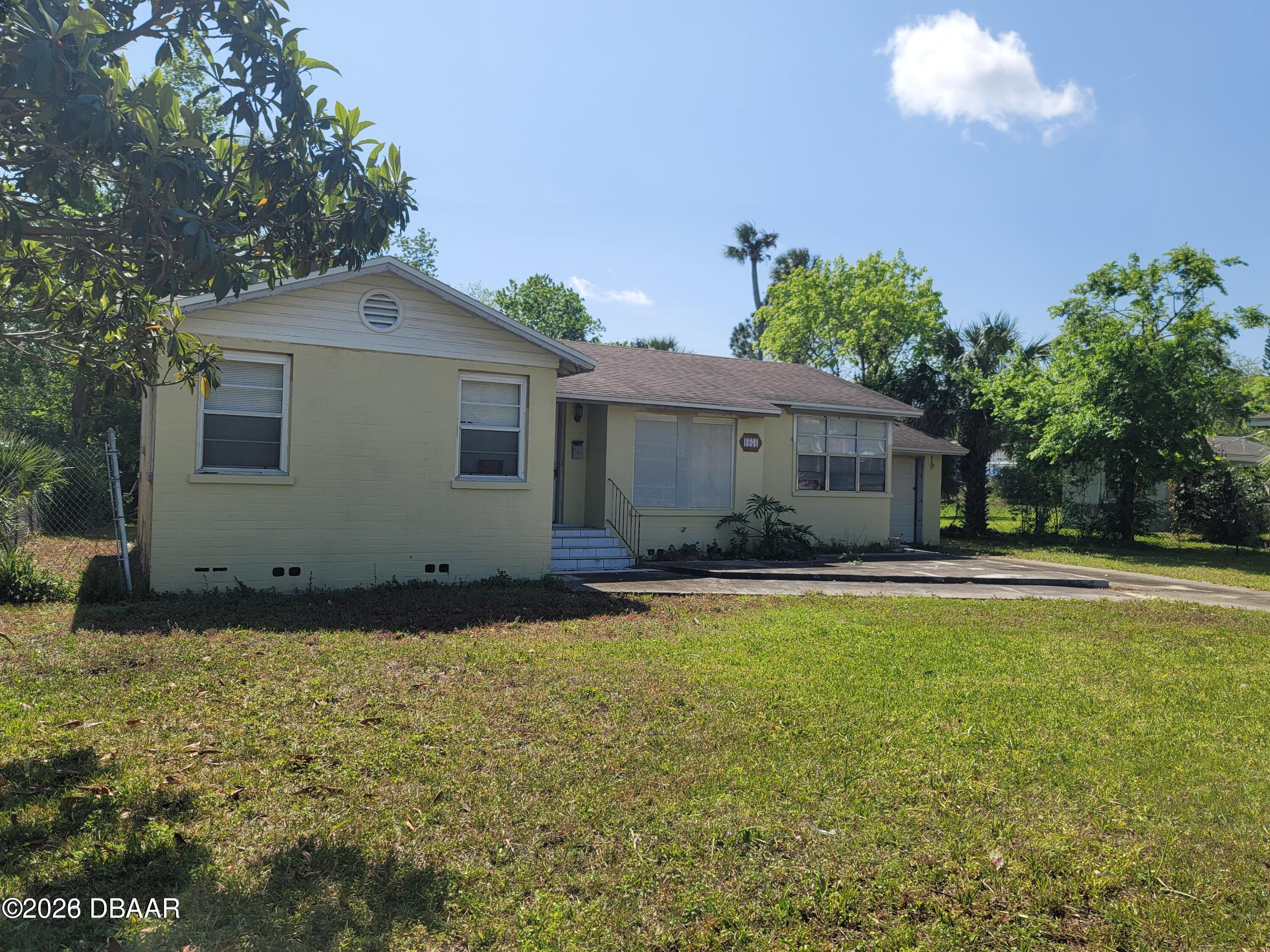 1051 W International Speedway Boulevard