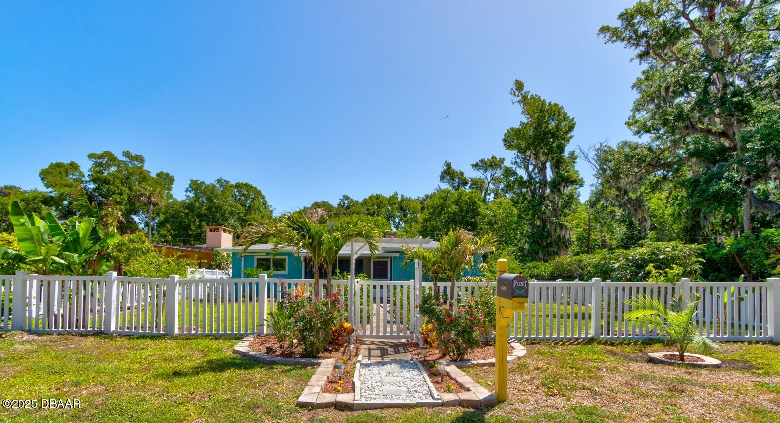 357 S Seneca Boulevard