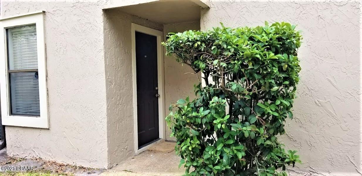 Photo 1 of 18 — 3014 Antique Oaks Circle Unit 119, Winter Park, FL 32792