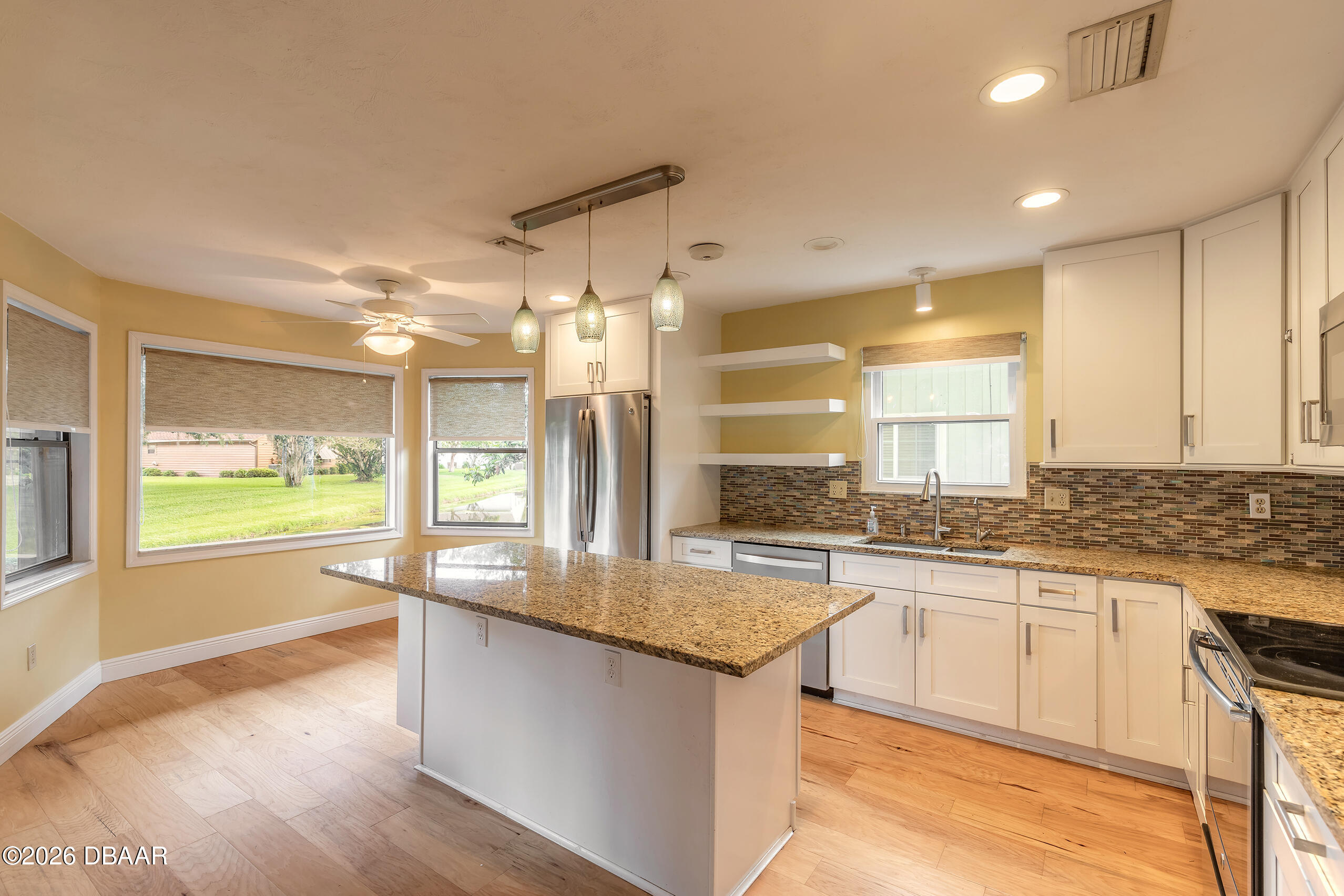 128 Spoonbill Court