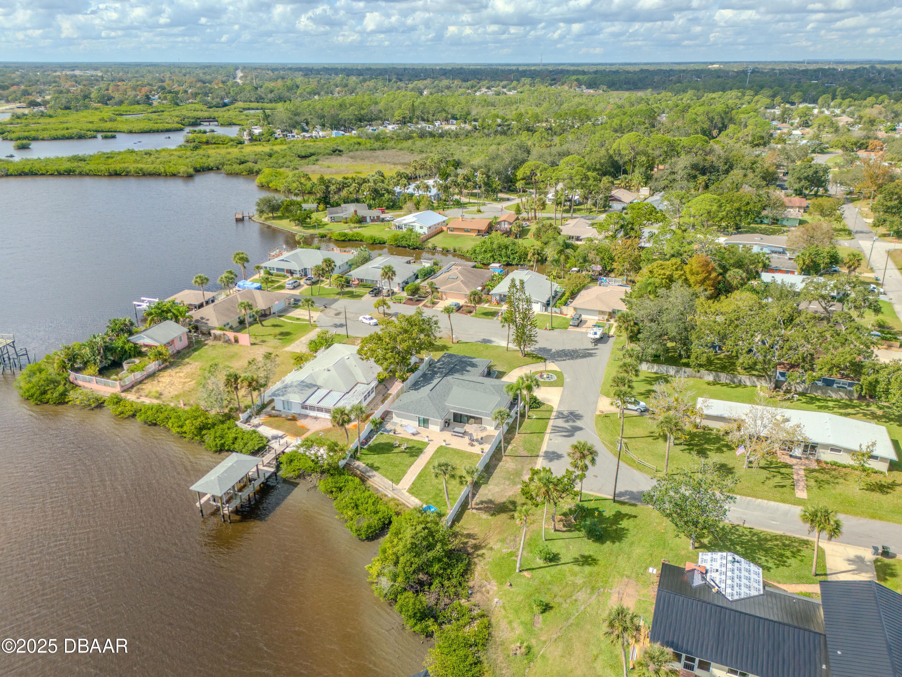 716 Palm Circle Drive